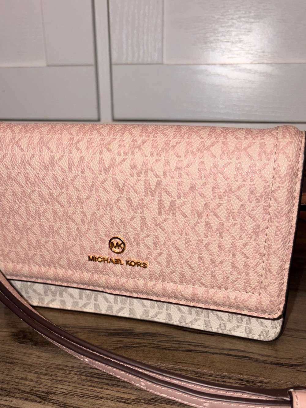 NWT Michael Kors Jet Set Logo Phone Crossbody Wallet Powder Pink - Picture 3 of 8